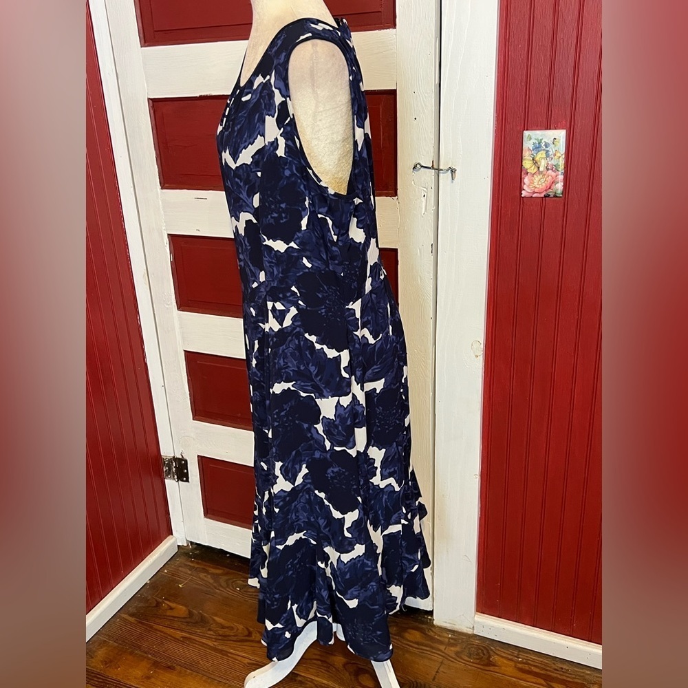 Talbots Elegant Navy Blue Floral Dress 16P - Picture 2 of 7